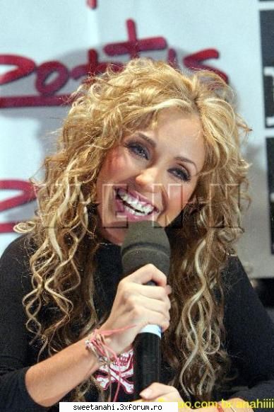 AlBuM~~~FoTo~~~~~ - anahi_dulce - Album foto~Anahi