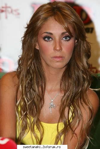 RBD conferinta de presa Romania - anahi_dulce - RBD in Romania 2007