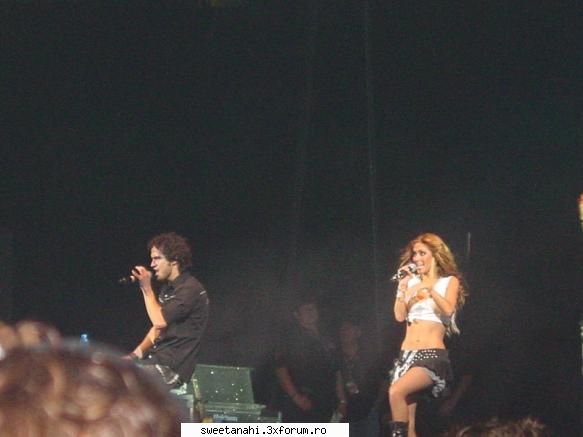 anahi concerte